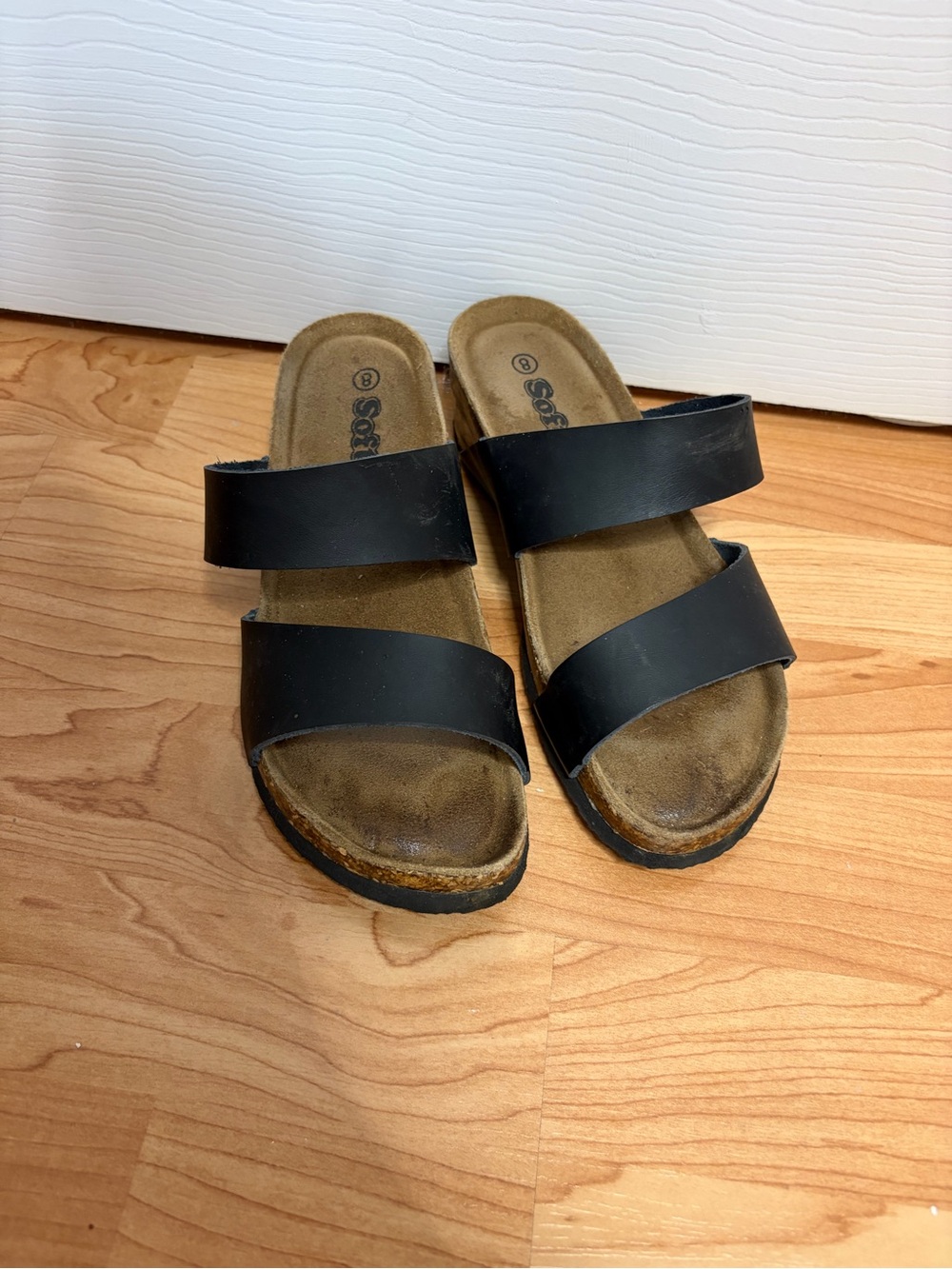 SoftMoc Black Leather Cork Footbed Slide Sandals